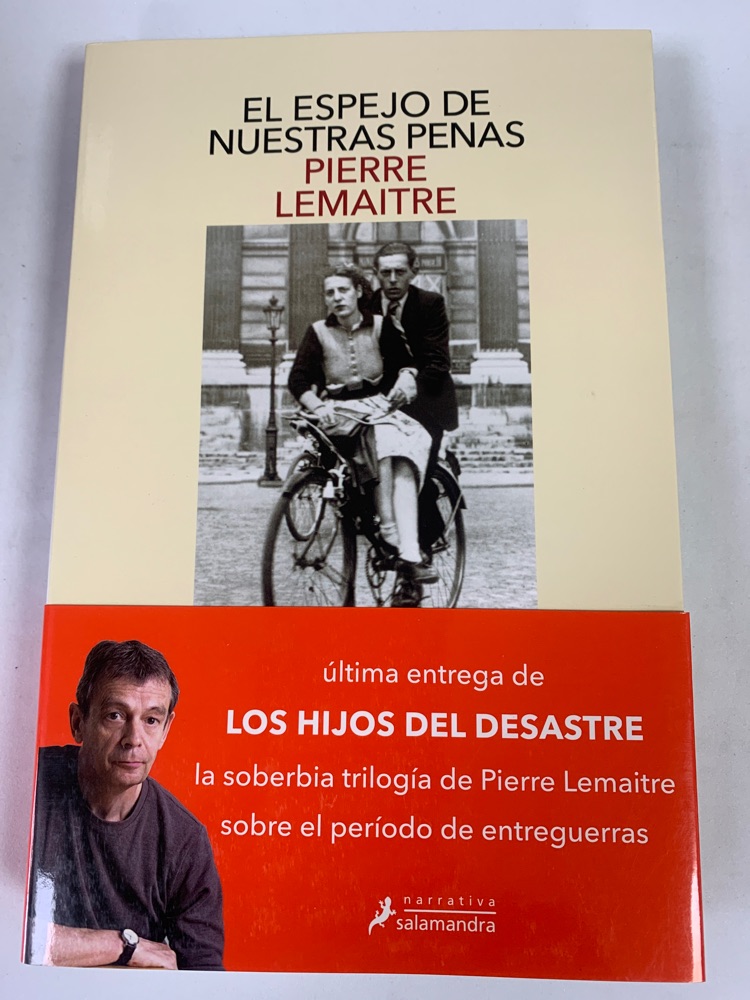 [9788418107337BOOK] El espejo de nuestras penas (Los Hijos del Desastre 3)