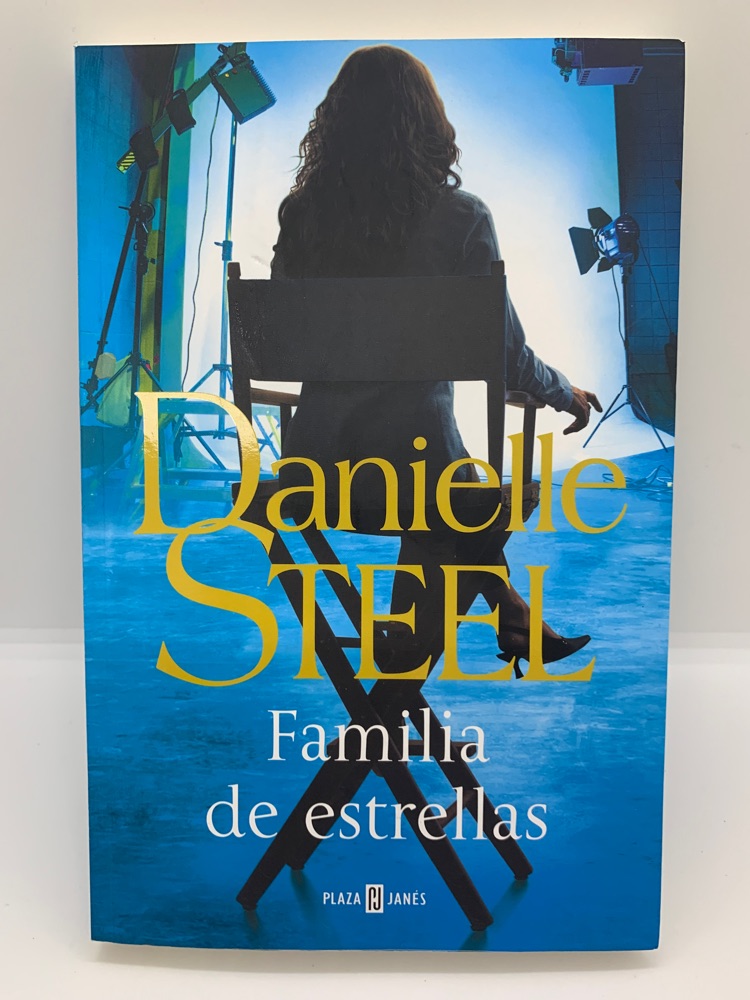 [9789569646904BOOK] FAMILIA DE ESTRELLAS