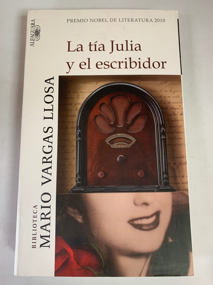 [9789707703285BOOK] TIA JULIA Y EL ESCRIBIDOR, LA