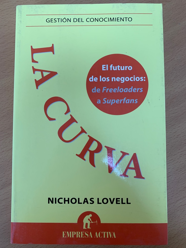 [9788496627994BOOK] La curva. El futuro de los negocios: de freeloader...